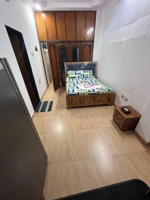 Budget Friendly 2Bhk At Pali Hill Appartement Mumbai  Buitenkant foto