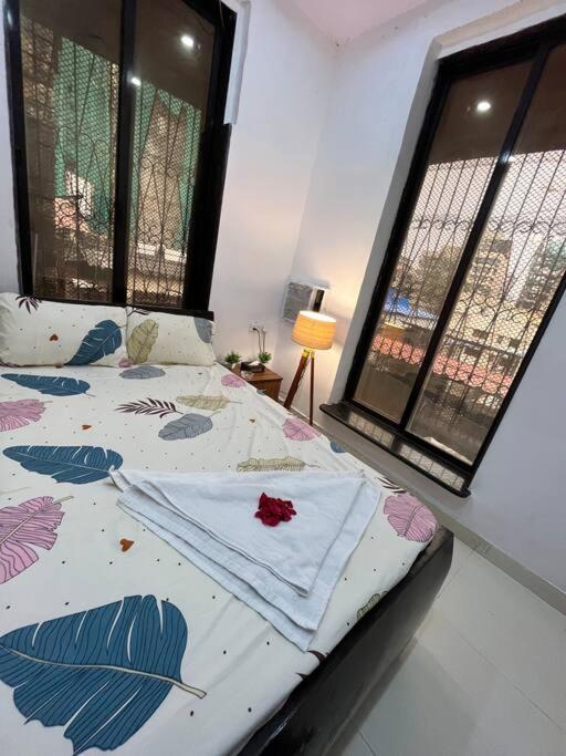 Budget Friendly 2Bhk At Pali Hill Appartement Mumbai  Buitenkant foto